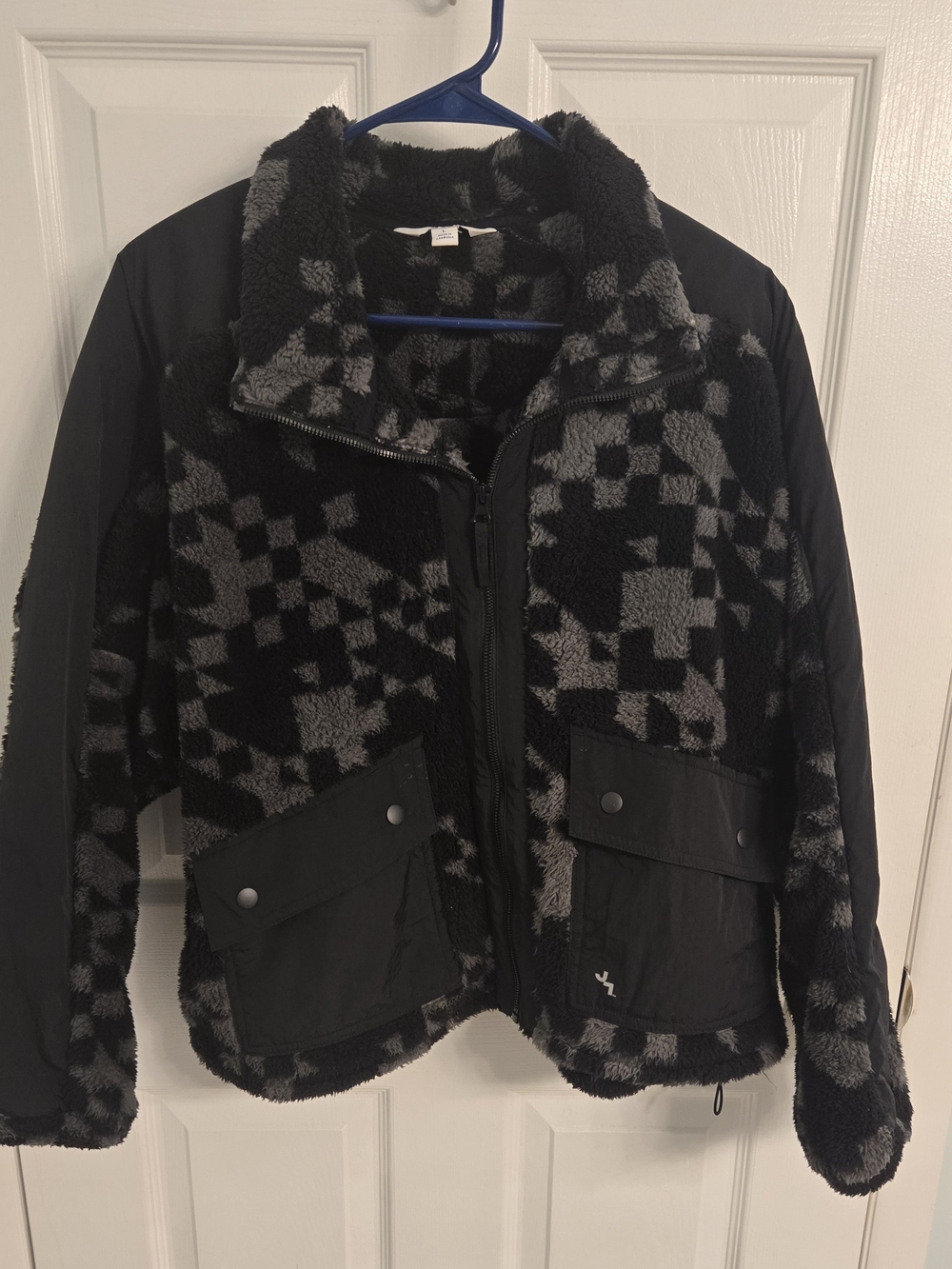 JoyLab Black & Gray Patterned Teddy Jacket for Women